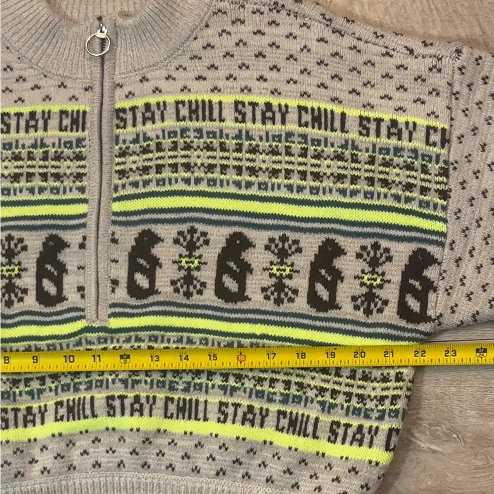 Urban Outfitters BDG Stay Chill Half Zip Cropped Sweater Size Medium - Picture 6 of 8